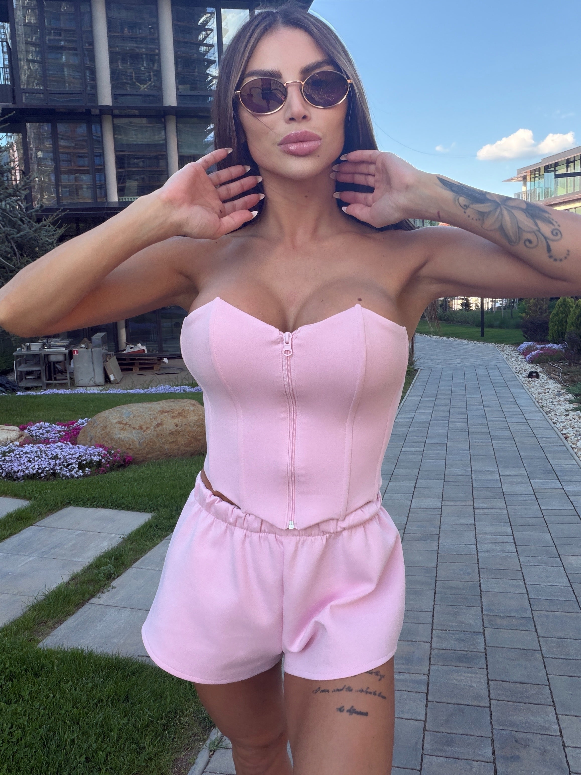 Къси панталони LA CORSEТ